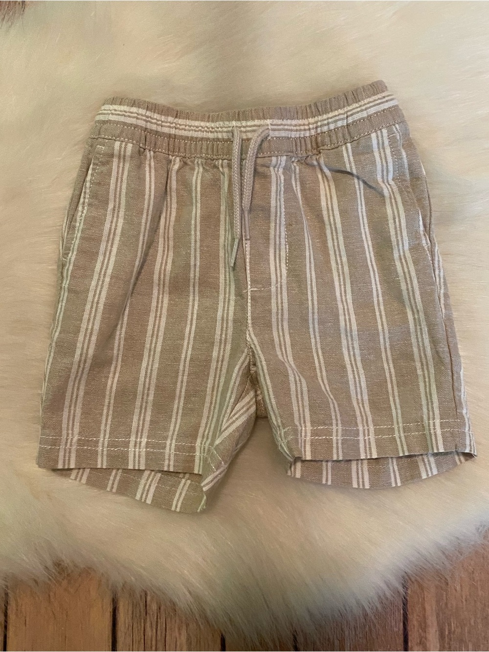Boy’s 18-24M Old Navy Linen Striped Shorts